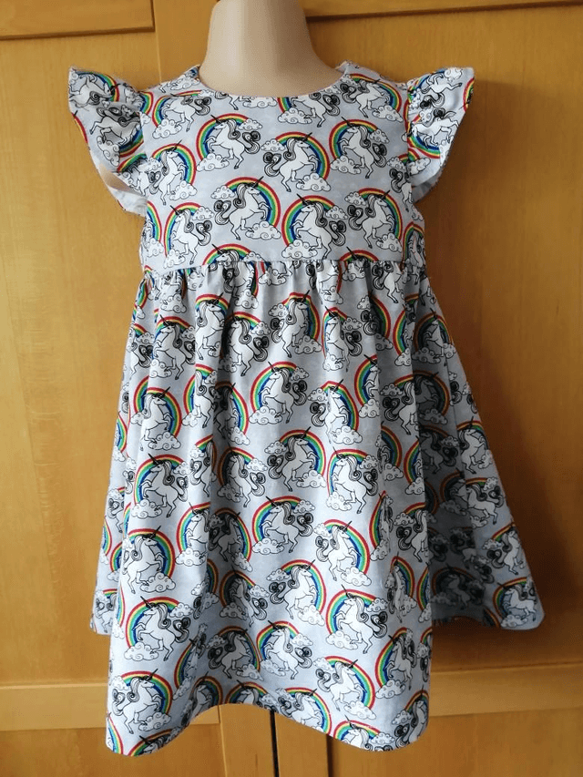 Dress - 2 yrs (92 cm).   Unicorns & rainbows