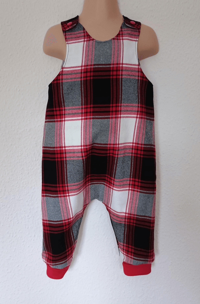 Dungarees - 12 mth (80 cm).   Monster pipes