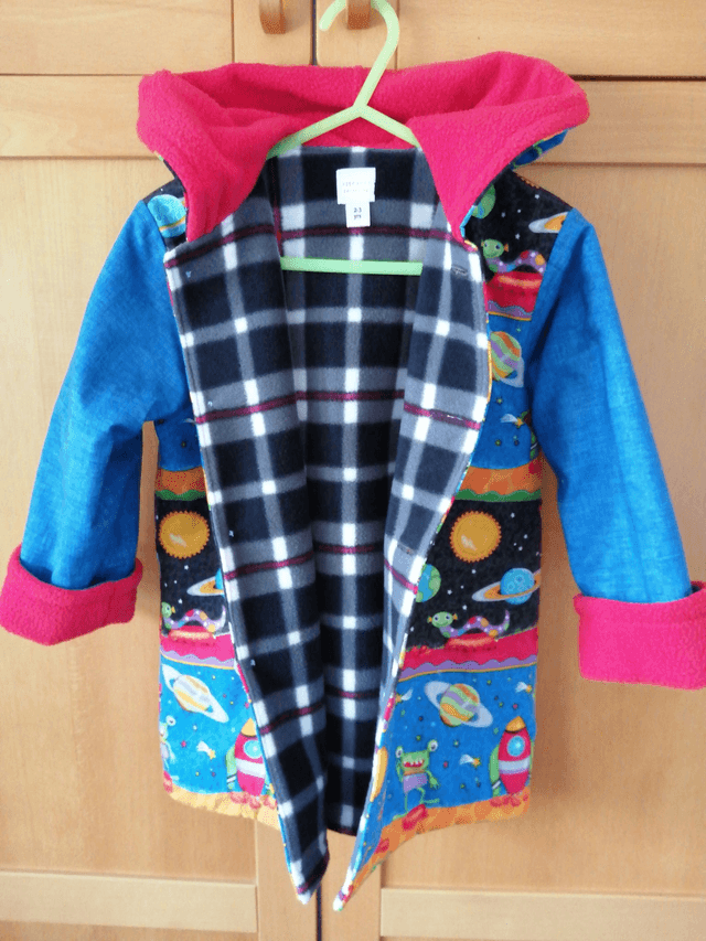 Coat - 2 yrs (92 cm).   Aliens in space