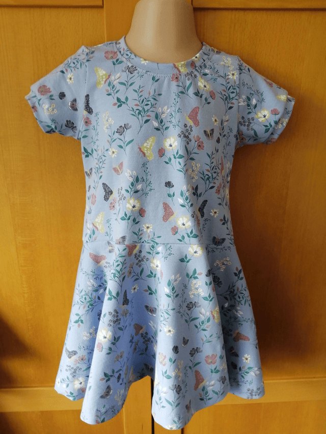 Dress - 2 yrs (92 cm).   Flower butterfly